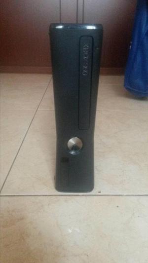 Consola Xbox 360 Slim 4gb