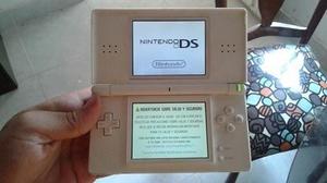 Hermoso Nintendo Ds Lite Blanco Con 2 Juegos Originales Y R4