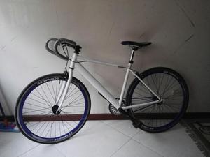 Bicicleta Tipo Fixie