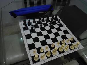 Juego de ajedrez en lona Profesional