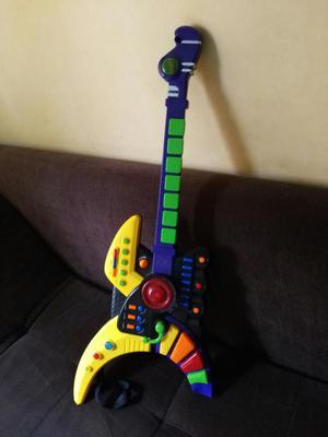 Guitarra con Teclado