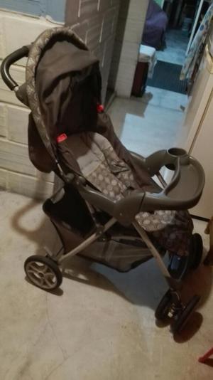 Vendo Hermoso Coche de Bebe