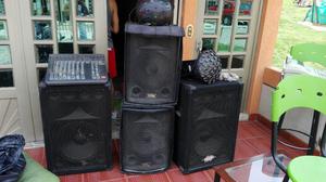 Cabinas de Sonido, Amplificador Y Luces