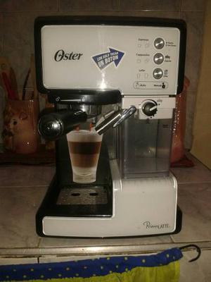 Cafetera Oster Prime Latte