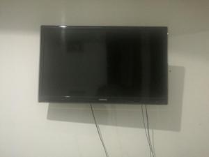 Tv Samsumg 32 Pulgadas con Soporte