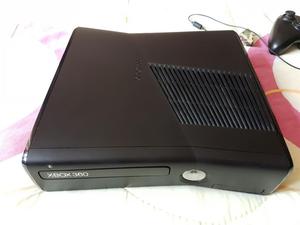 Vendo Xbox 360 Slim 320 Gb