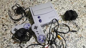 Super Nintendo con 2 Controles Y 1 Juego