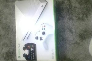 Vendo Xbox One S.  Negociables