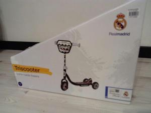 Triscooter negra