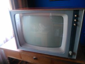 televisor blanconegro