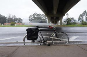 Guardabarros aluminio plateados bicicleta panadera rin 28