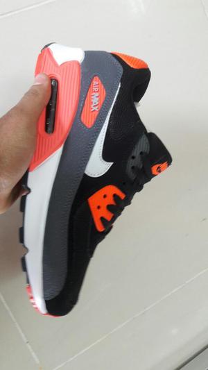 Air Max 90