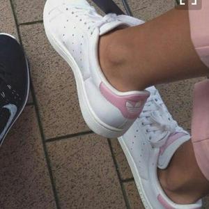 Tenis Adidas