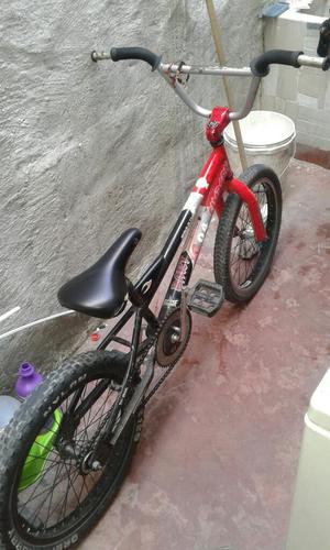 Vendo Bicicleta Bmx