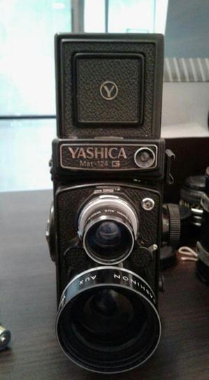 Yashica Mat 124