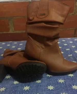 Botas Aquiles Talla 35