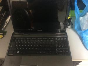 Portatil Toshiba L"