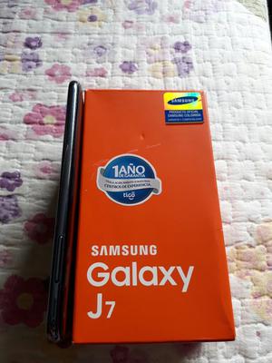 Vendo Celular Samsung Galaxy J7
