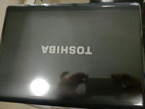Vendo Portátil Toshiba Como Nuevo