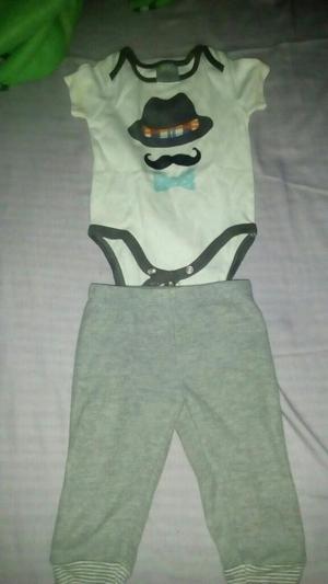 Ropa Carters Cero a Seis Meses