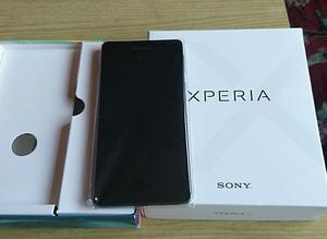 Sony Expiria E5