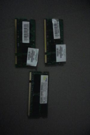 SE VENDE 3 MEMORIAS RAM DDR2 PARA PORTATIL, 2 DE 1GB Y 1 DE