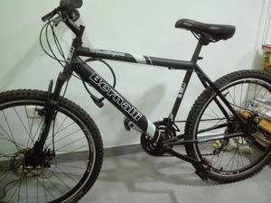 Venta de bicicleta marca Bernalli color negro mate, buen