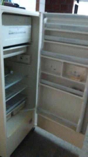 Nevera de Segunda Hace