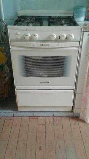 Se Vende Estufa con Horno