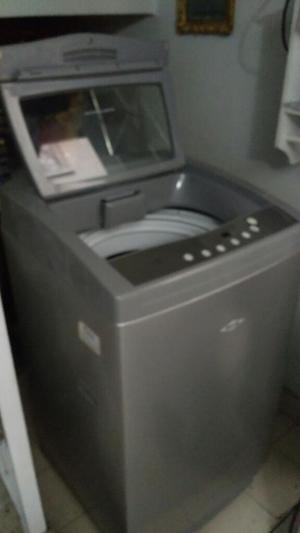 Se Vende Lavadora Haceb de 21 Libras
