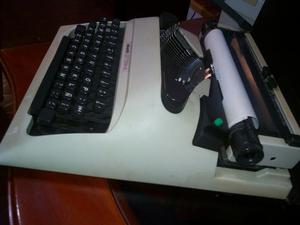 Maquina de Escribir Olivetti Lettera 10