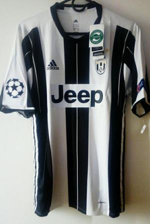 Camiseta de La Juventus Cuadrado