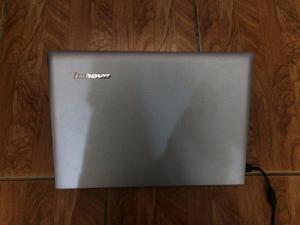 Lenovo core i3 4 núcleos, 4RAM, G40