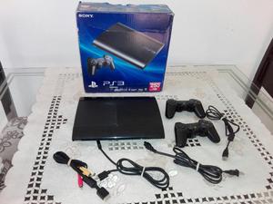 Vendo Consola Playstation 3 Súper Slim