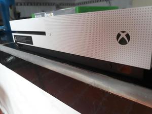Xbox One Slim Como Nuevo