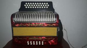 Acordeón hohner corona 3