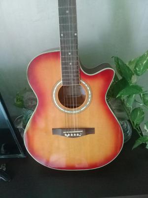 Se Vende Hermosa Guitarra Acústica