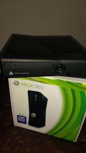 Xbox  gb en perfecto estado, negociable