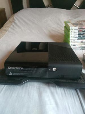 Xbox 360 Original con Accesorios