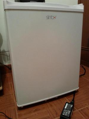 EN VENTA MINI NEVERA
