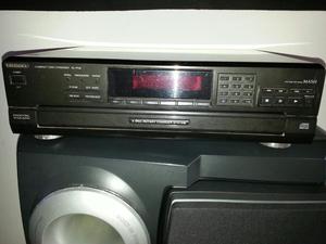 Se Vende Este Compact Dic de 5 Cds Techn