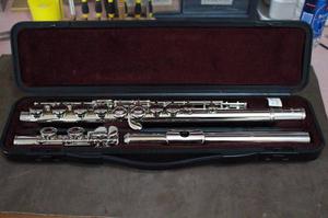 Flauta Yamaha 211