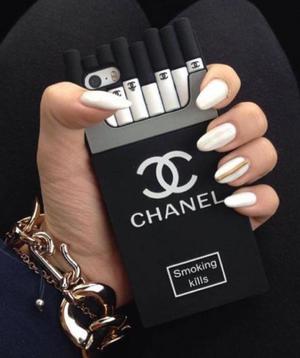 Forro Chanel iPhone
