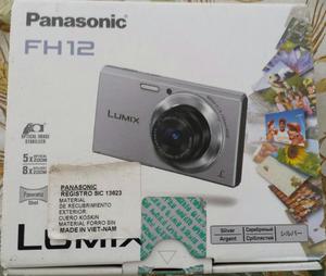 Vendo Cámara Panasonic Lumix Fh12