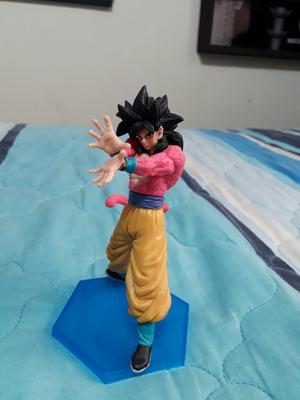 Figura Goku Fase 4 Dragon Ball