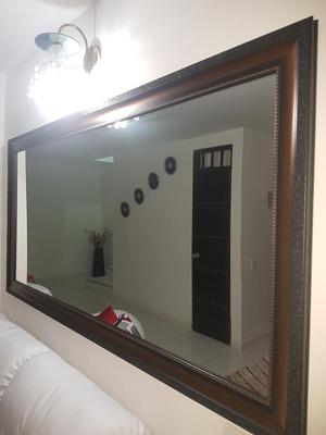 Espejo de 1.80x90 Casi Nuevo