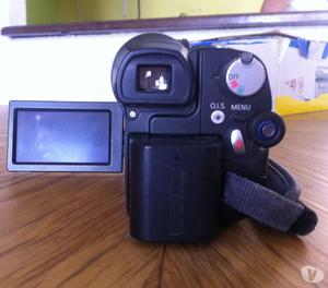 Vendo Camara de video mini Panasonic.