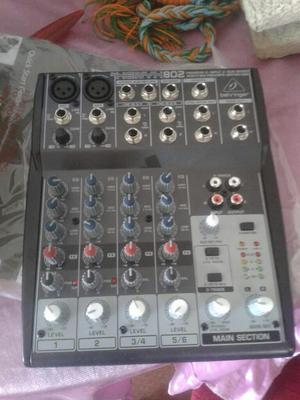 Consola behringer XENYX 802