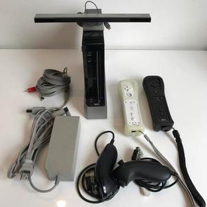 Nintendo Wii Usado En Buen Estado + 2 Controles + 4 Juegos