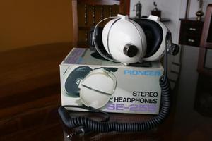 Audifonos stereo PIONER SE255